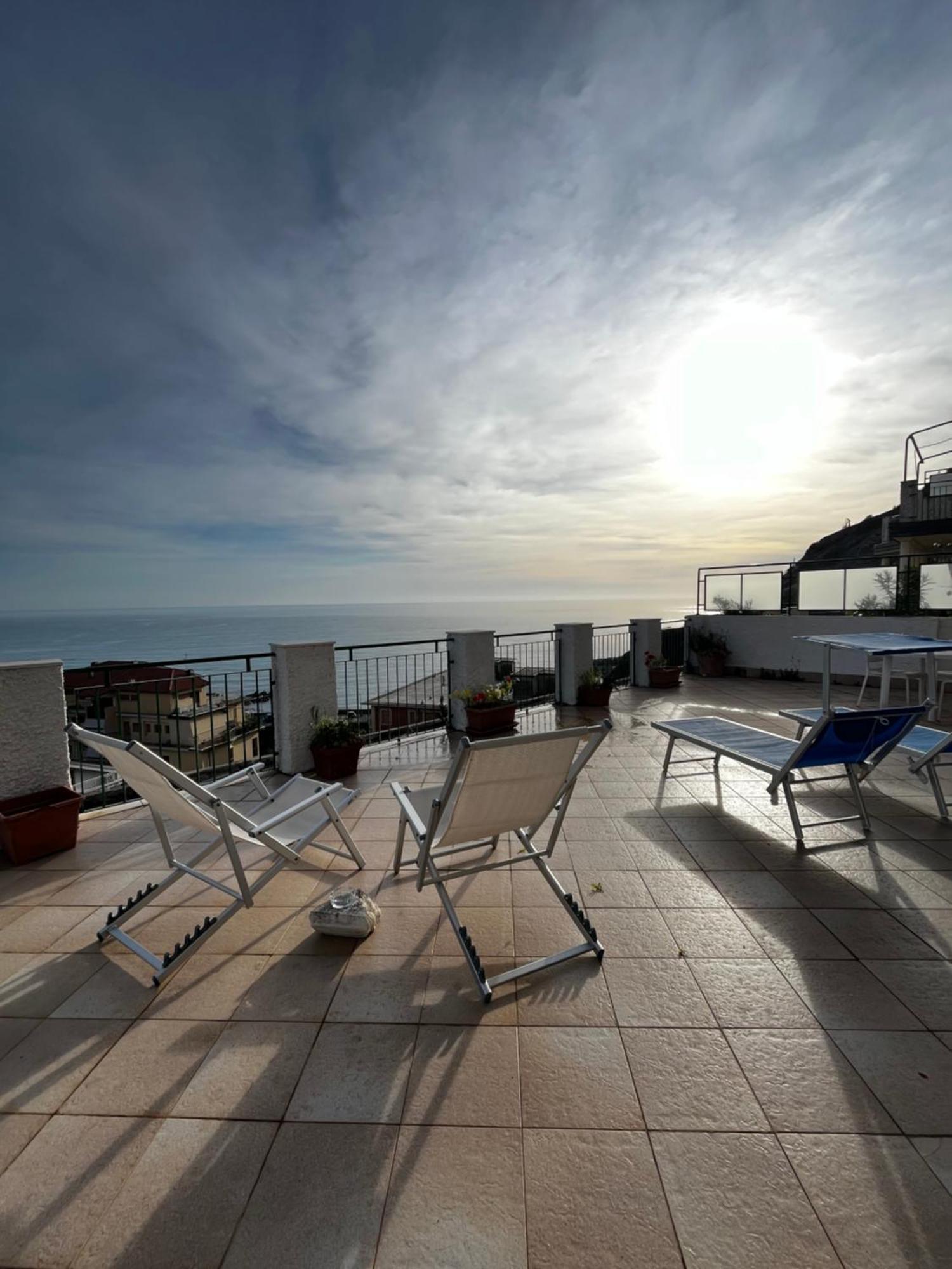 Sunflower Terrazza Panoramica Levanto Exterior foto